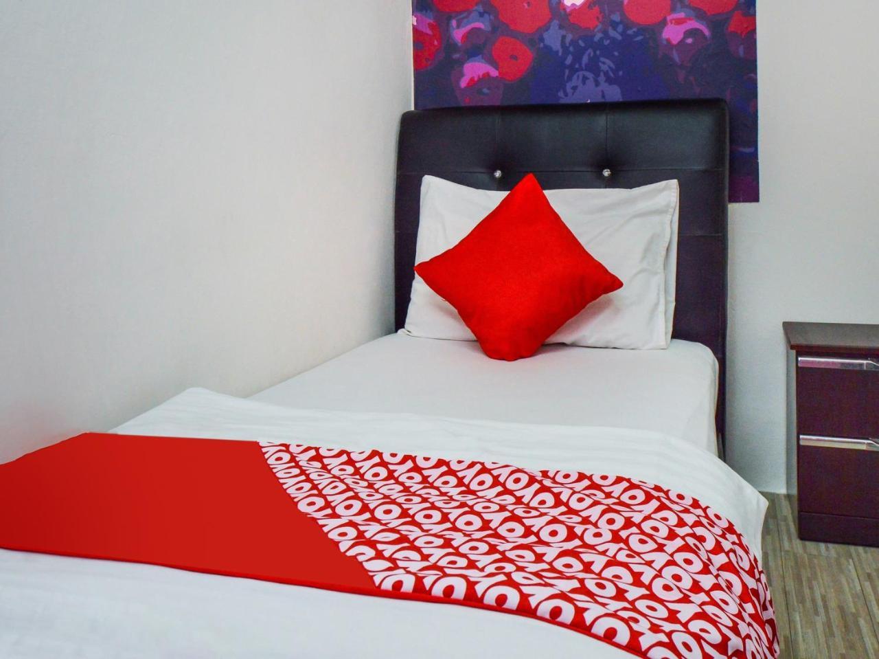 Oyo 486 Victory 2 Boutique Hotel Куала-Лумпур Экстерьер фото